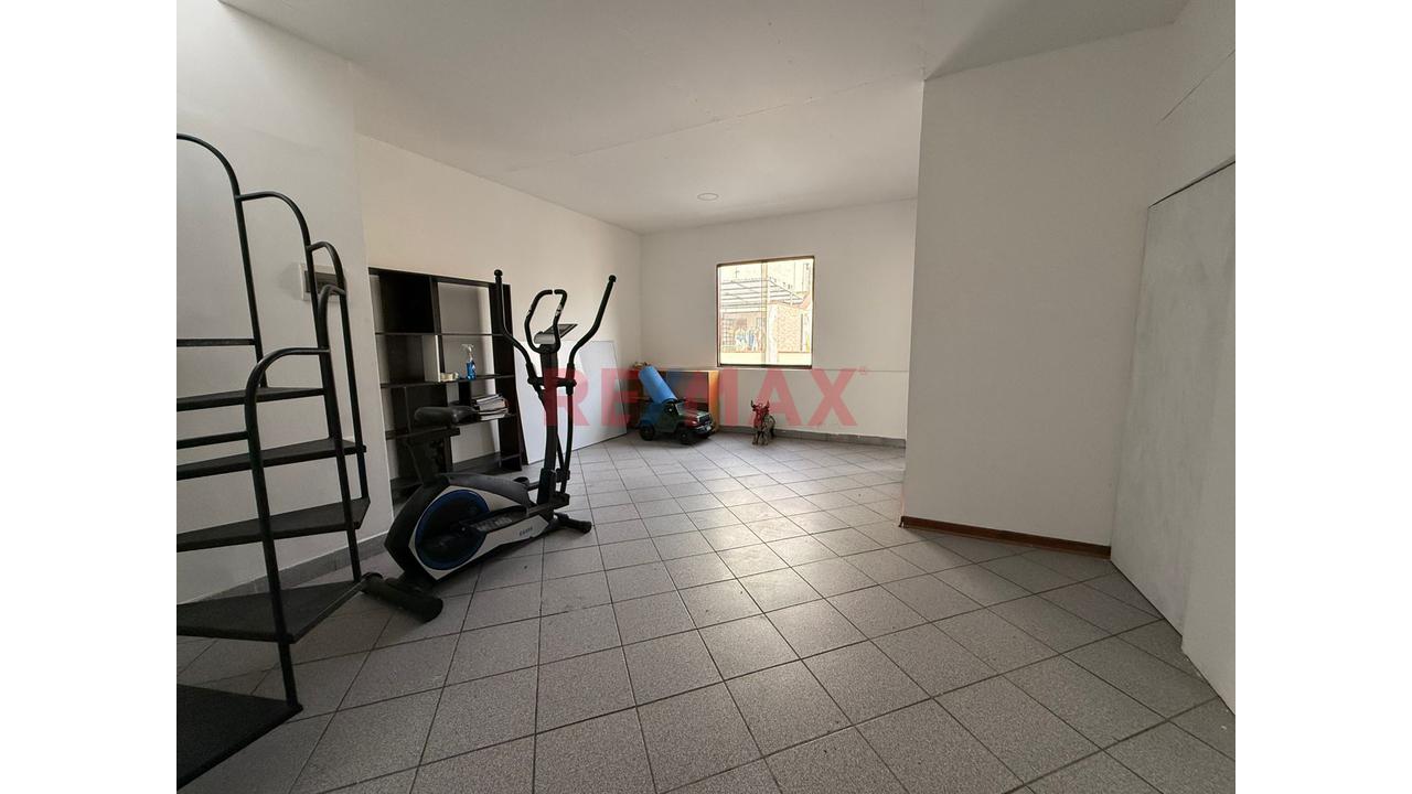 ¡Vive A Pasos Del Malecón! Casa En Quinta En Miraflores – Sin Mantenimiento — foto 4