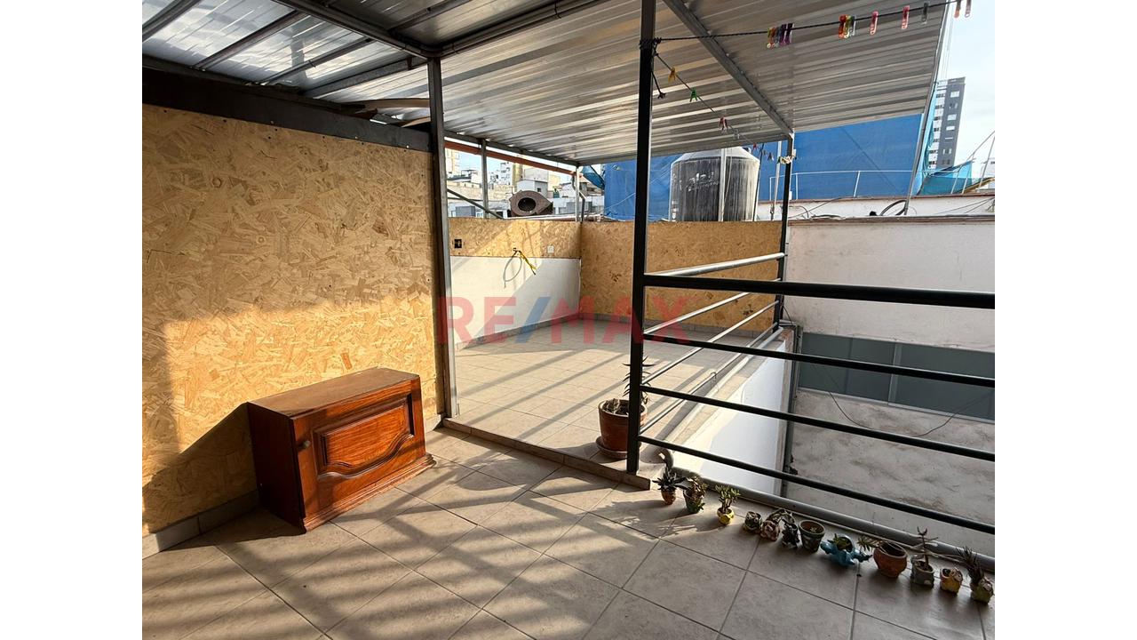 ¡Vive A Pasos Del Malecón! Casa En Quinta En Miraflores – Sin Mantenimiento — foto 6