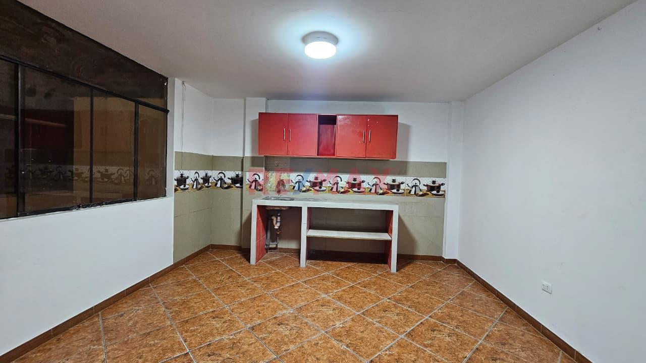 Vendo Casa De 2 Pisos Multifamiliar Con 5 Departamentos + Local En Bella Vista, La Esperanza - 11
