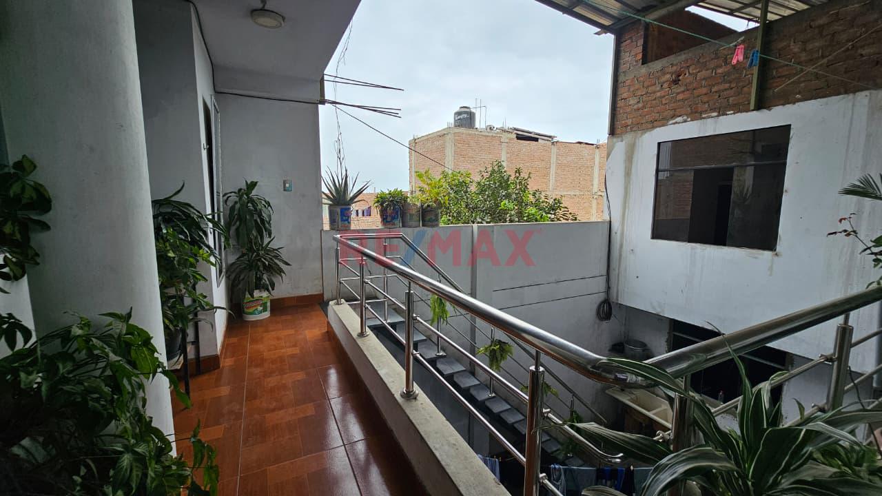 Vendo Casa De 2 Pisos Multifamiliar Con 5 Departamentos + Local En Bella Vista, La Esperanza - 8