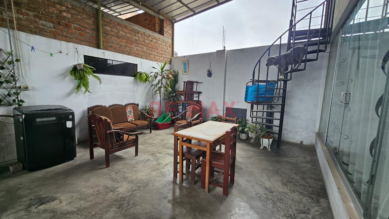 Vendo Casa De 2 Pisos Multifamiliar Con 5 Departamentos + Local En Bella Vista, La Esperanza - 10