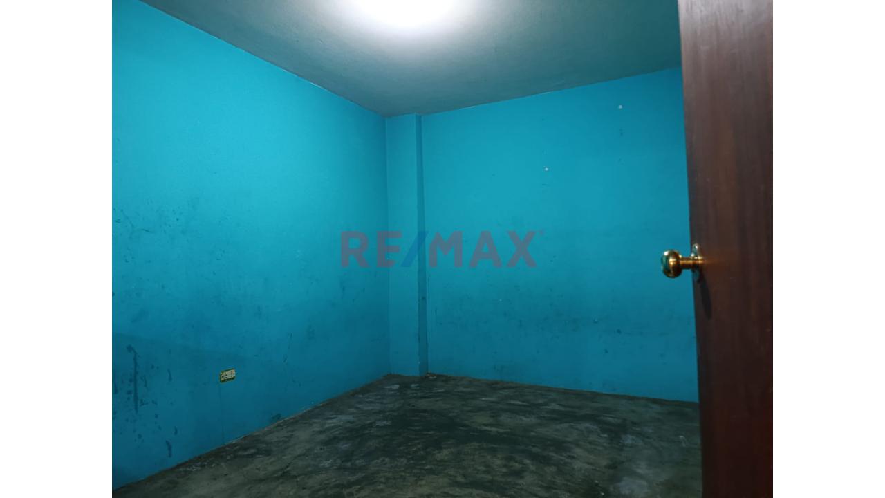 🏡 Venta De Casa De 2 Pisos + Azotea En Santa Anita - 3