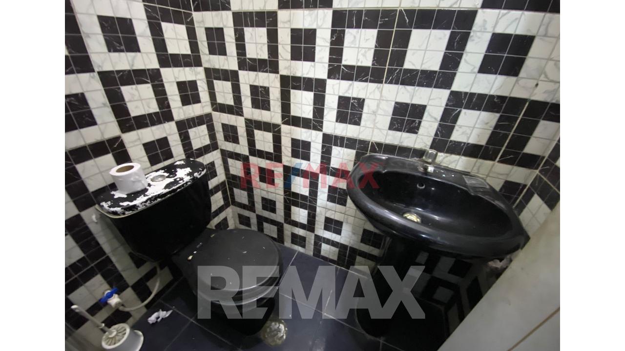 Alquiler De Local Comercial De 3 Pisos – Excelente Ubicación - 7