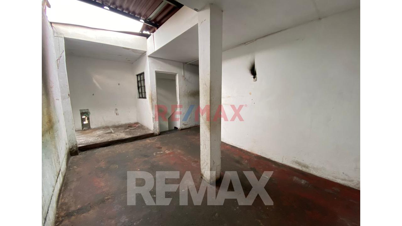 Alquiler De Local Comercial De 3 Pisos – Excelente Ubicación - 13