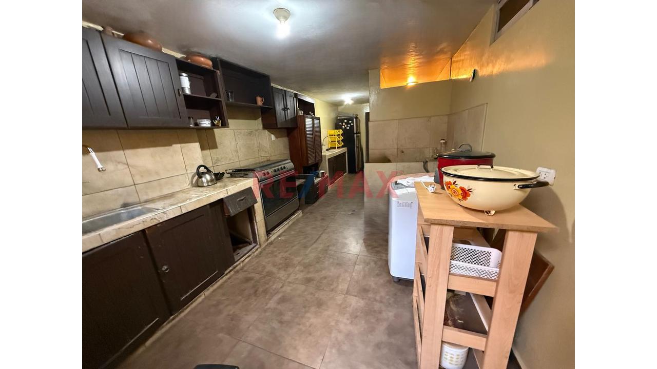 Vendo Casa De Dos Pisos En La Perla - 5