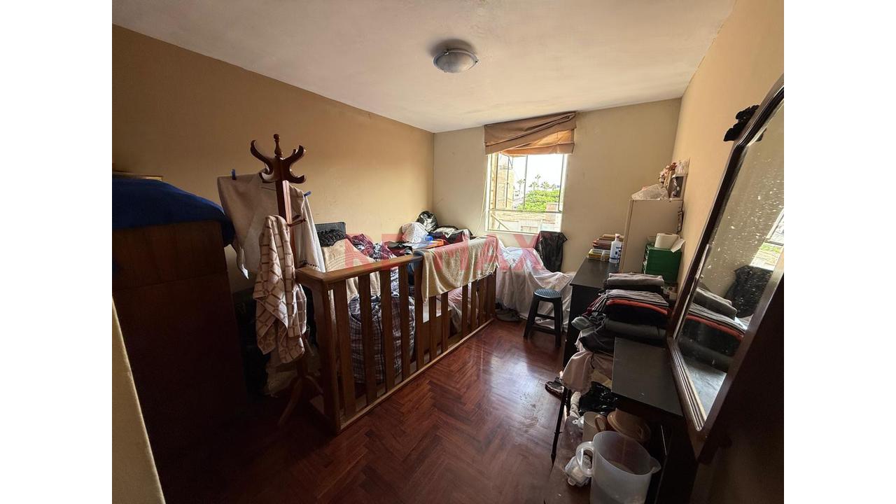 Vendo Casa De Dos Pisos En La Perla - 13