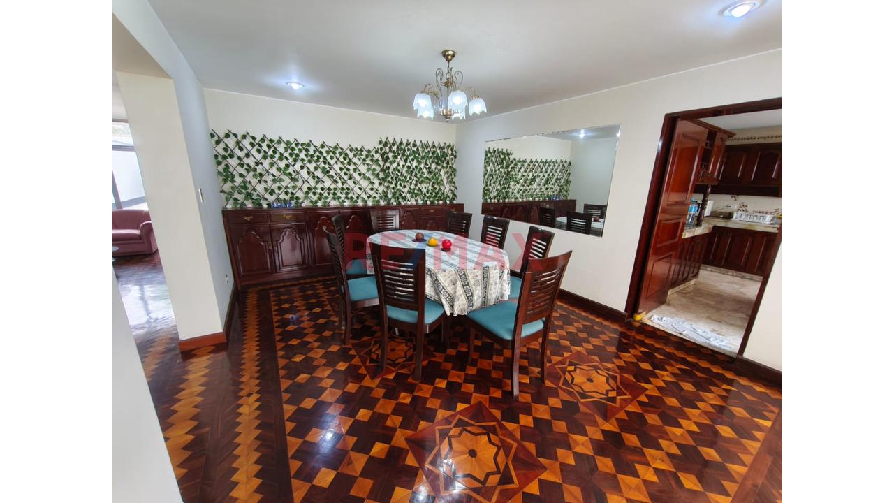 Se Alquila Casa En Av.Cerro Grande Surco - 16