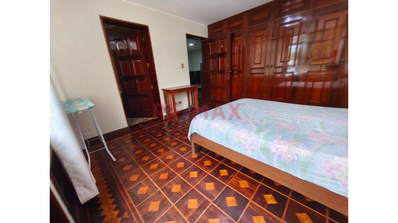 Se Alquila Casa En Av.Cerro Grande Surco - 10