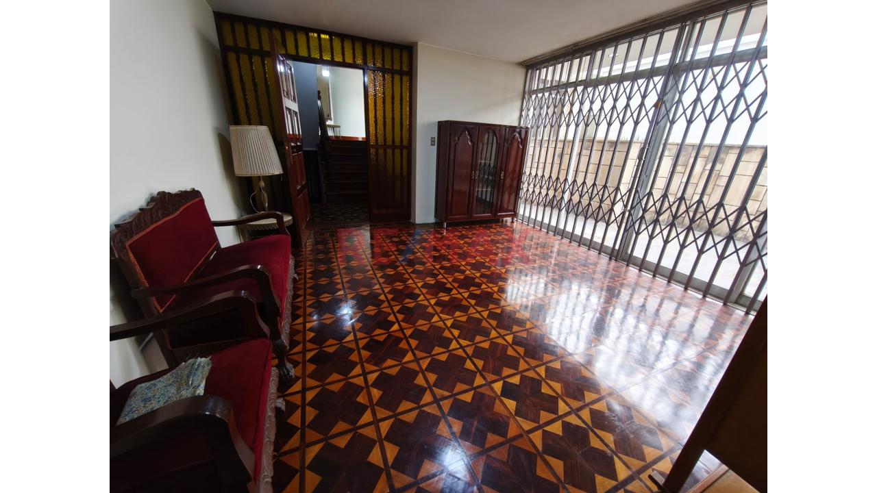 Se Alquila Casa En Av.Cerro Grande Surco - 12