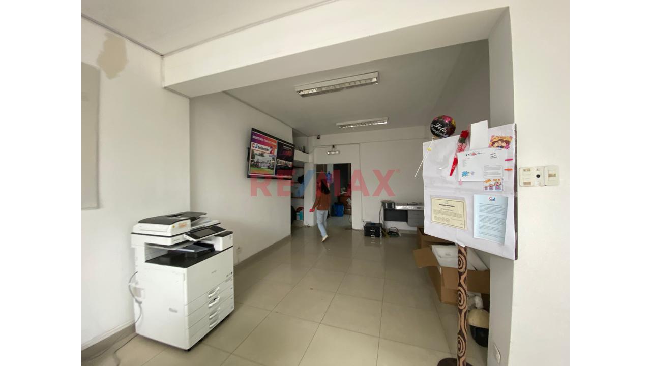 Edificio Corporativo En Esquina – Excelente Ubicación Cerca A Pucp | Cercado De Lima — foto 3