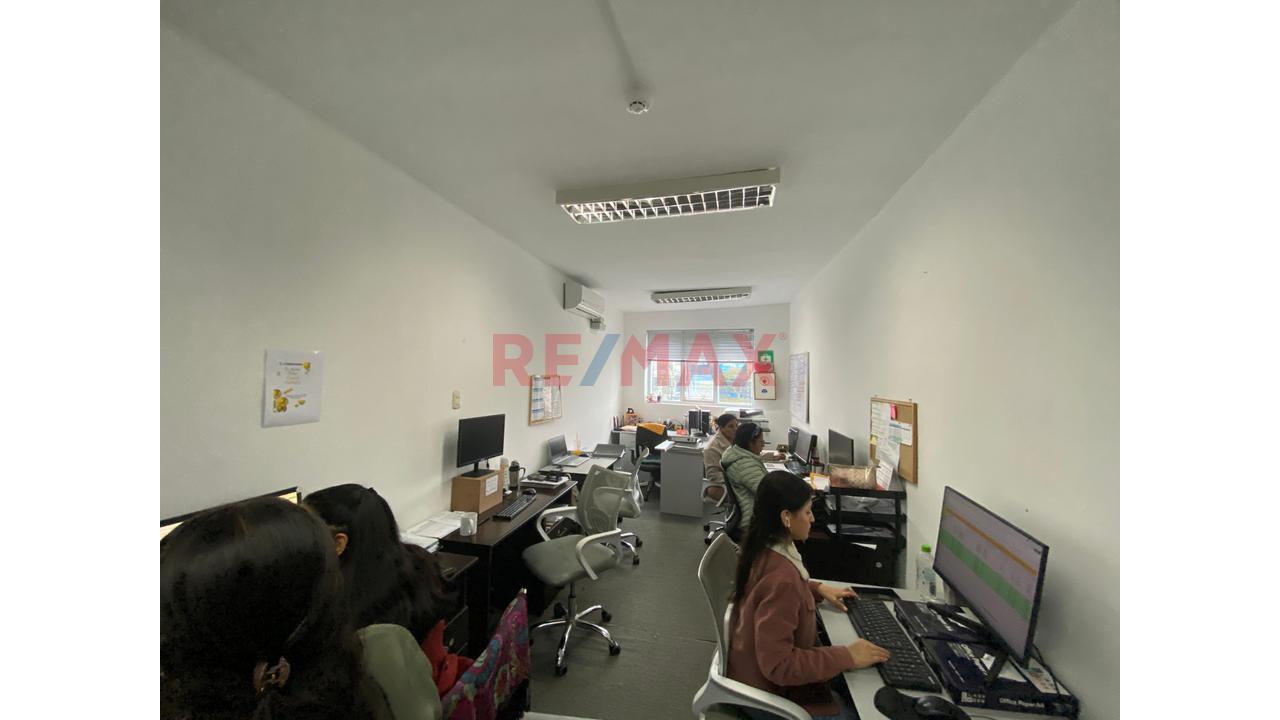 Edificio Corporativo En Esquina – Excelente Ubicación Cerca A Pucp | Cercado De Lima — foto 14