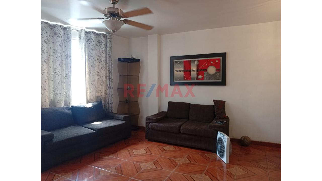 Se Alquila Elegante Y Moderno  Departamento Triplex   A 2 Cuadras De La Avenida Túpac Amarú Km12  Frente A La Ex Reniec - Comas — foto 13