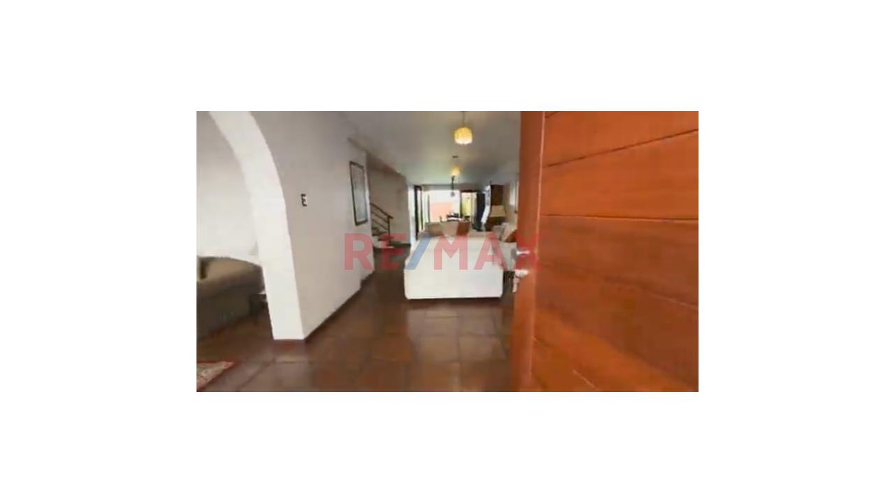 Exclusiva Casa En Brisas De Villa – Alameda El Triángulo - 2