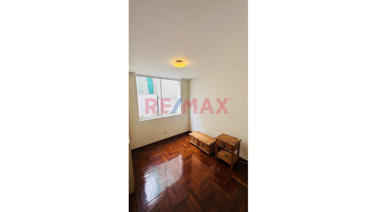 Vendo Departamento 92 M2 Bien Ubicado En Miraflores A Un Paso Del Malecón — foto 12