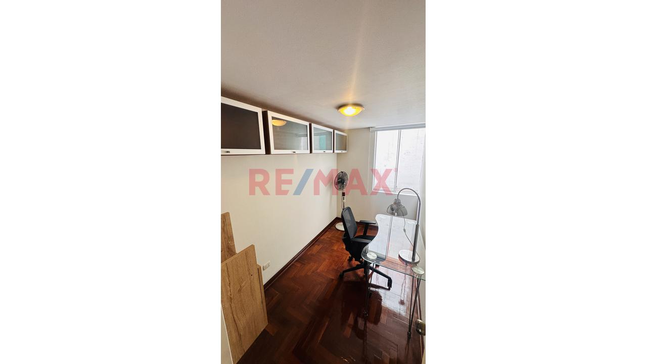Vendo Departamento 92 M2 Bien Ubicado En Miraflores A Un Paso Del Malecón — foto 15