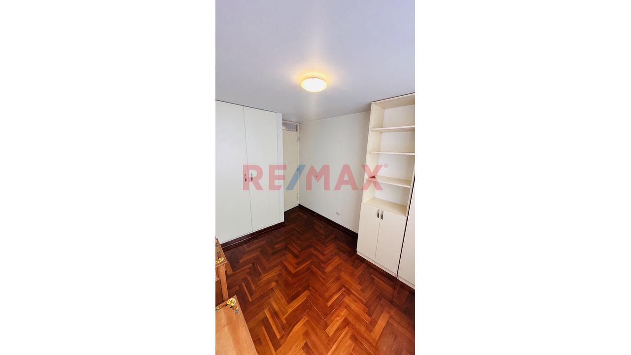 Vendo Departamento 92 M2 Bien Ubicado En Miraflores A Un Paso Del Malecón — foto 13