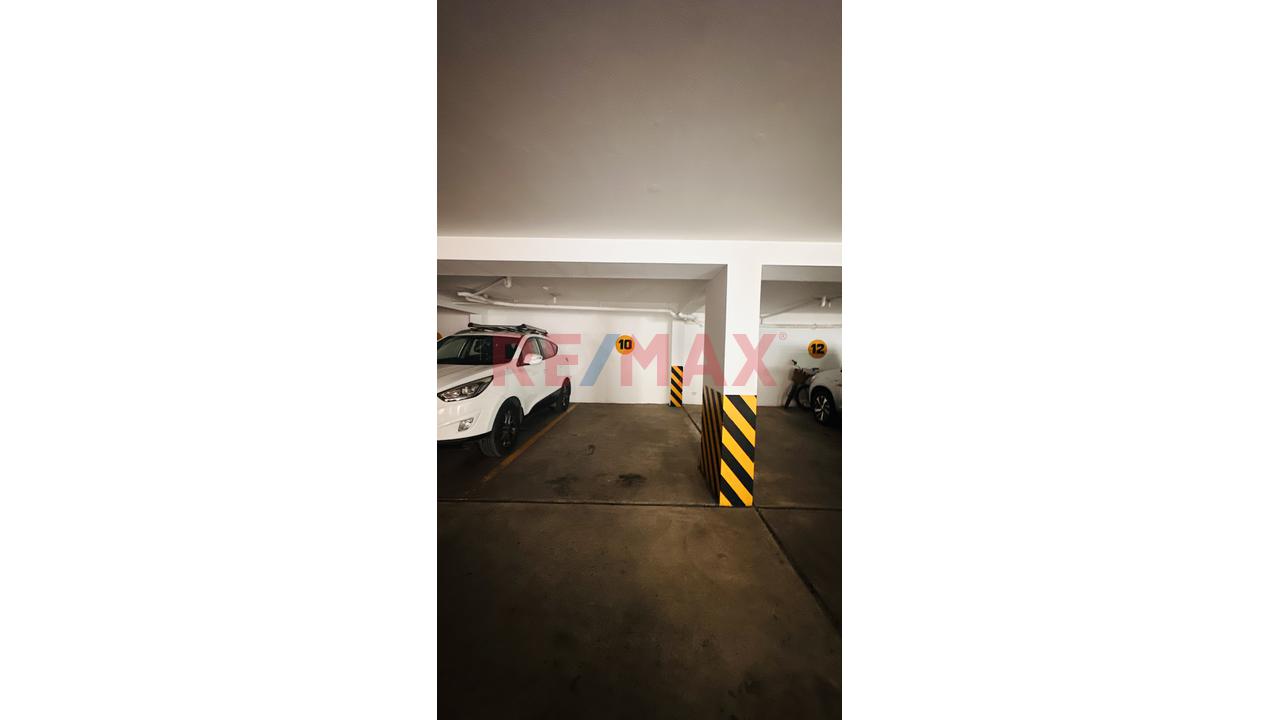 Vendo Departamento 92 M2 Bien Ubicado En Miraflores A Un Paso Del Malecón — foto 2
