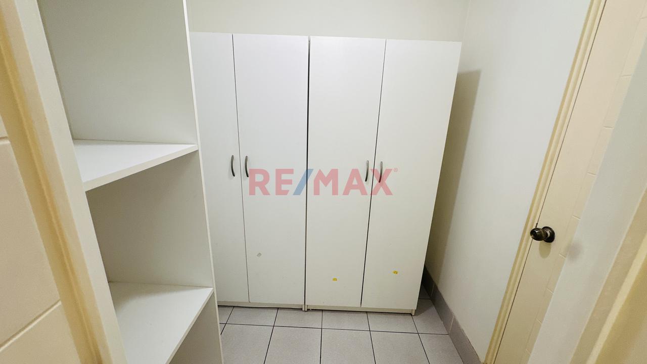 Vendo Departamento 92 M2 Bien Ubicado En Miraflores A Un Paso Del Malecón — foto 4