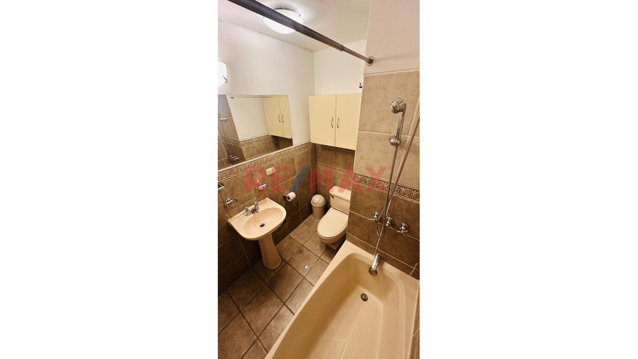 Vendo Departamento 92 M2 Bien Ubicado En Miraflores A Un Paso Del Malecón — foto 11