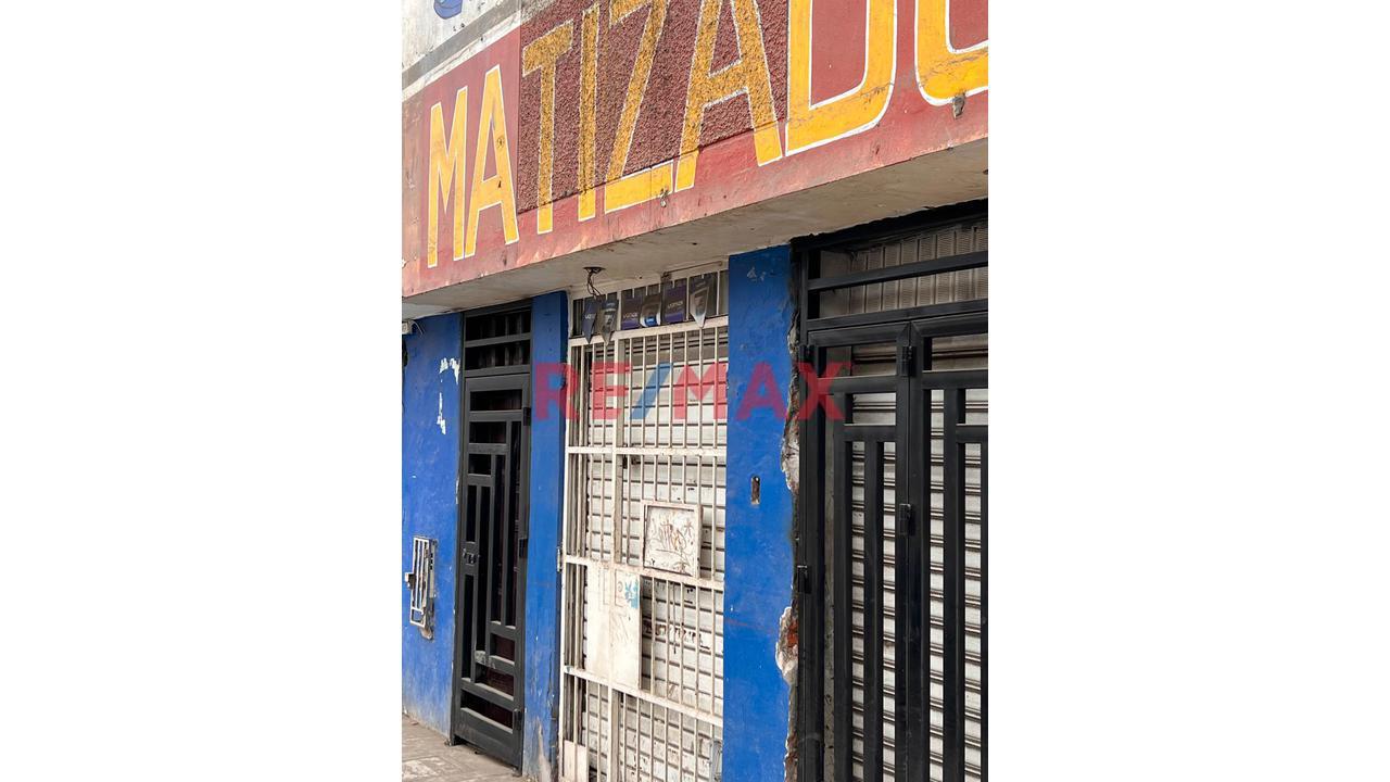 Alquilo Local En Avenida Tupac Amaru Comas — foto 1