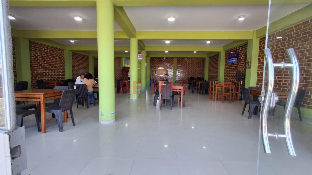 LOCAL COMERCIAL 6