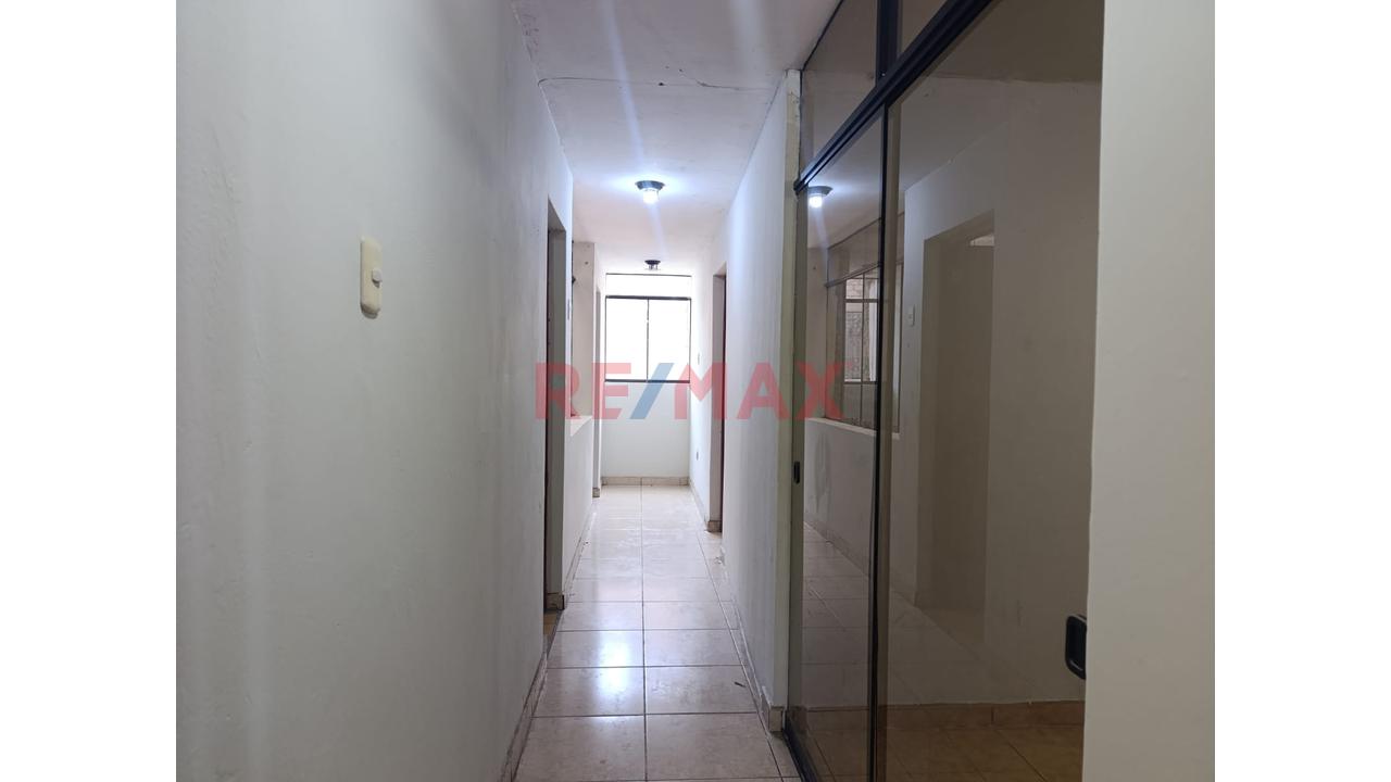 Amplio Departamento De 107 M² Frente A Parque – Los Olivos - 6