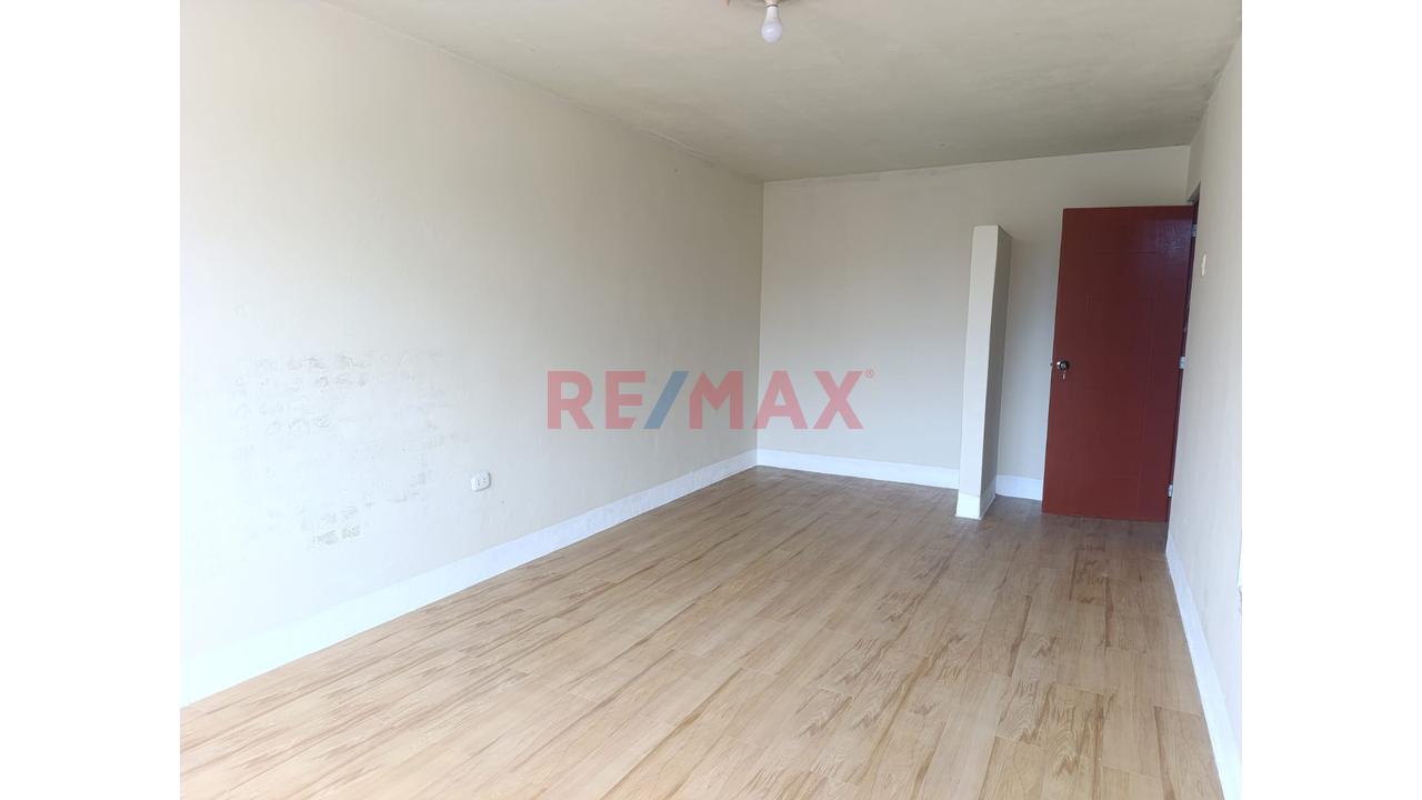 Amplio Departamento De 107 M² Frente A Parque – Los Olivos - 10