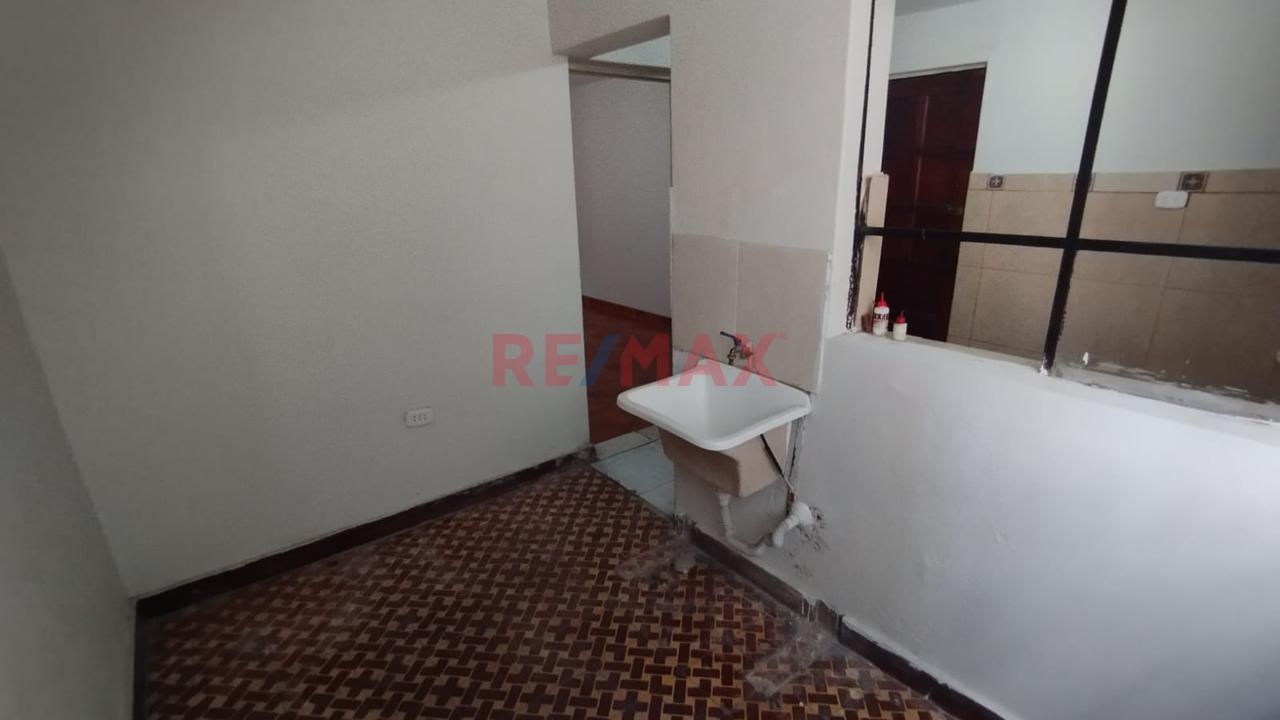 Departamento En Venta En La Mejor Zona De Desarrollo En El Cercado De Lima - 8