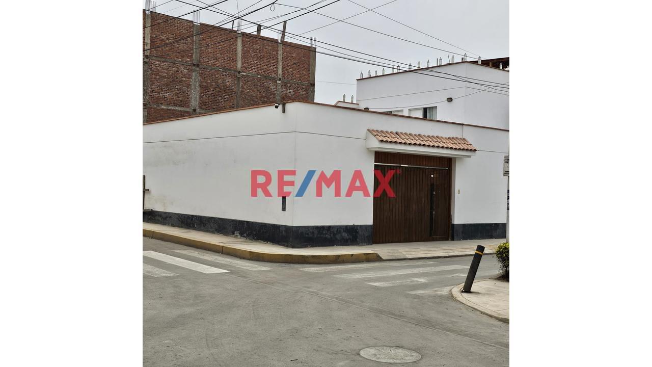 Casa De Playa En Venta En Playa Arica – Lurin - 1