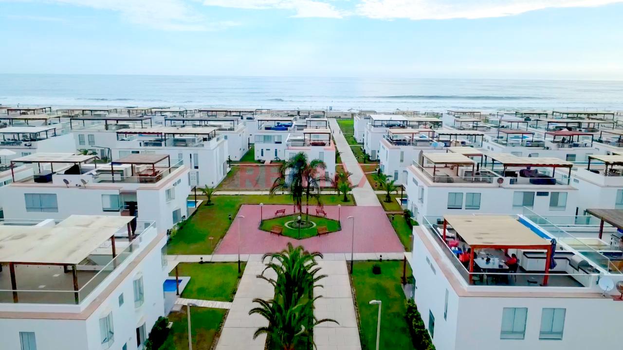 𝐀𝐋𝐐𝐔𝐈𝐋𝐄𝐑  𝐂𝐀𝐒𝐀 𝐃𝐄 𝐏𝐋𝐀𝐘𝐀 𝐏𝐑𝐄𝐌𝐈𝐔𝐌 𝐄𝐍 𝐂𝐎𝐍𝐃𝐎𝐌𝐈𝐍𝐈𝐎 𝐌𝐀𝐋𝐋𝐎𝐑𝐂𝐀 – 𝐏𝐋𝐀𝐘𝐀 𝐒𝐀𝐑𝐀𝐏𝐀𝐌𝐏𝐀, 𝐂𝐀𝐍̃𝐄𝐓𝐄 - 17