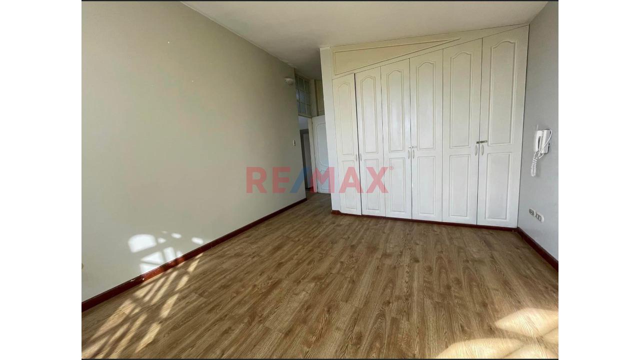 Casa Exclusiva Frente A Parque En Yanahuara — foto 8
