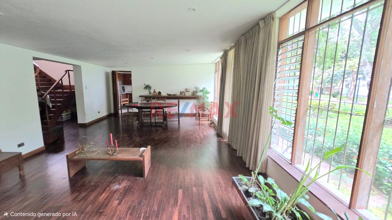 Casa Como Terreno At 405 M² En Aurora – Miraflores | Frente A Parque | 3 Frentes - 2