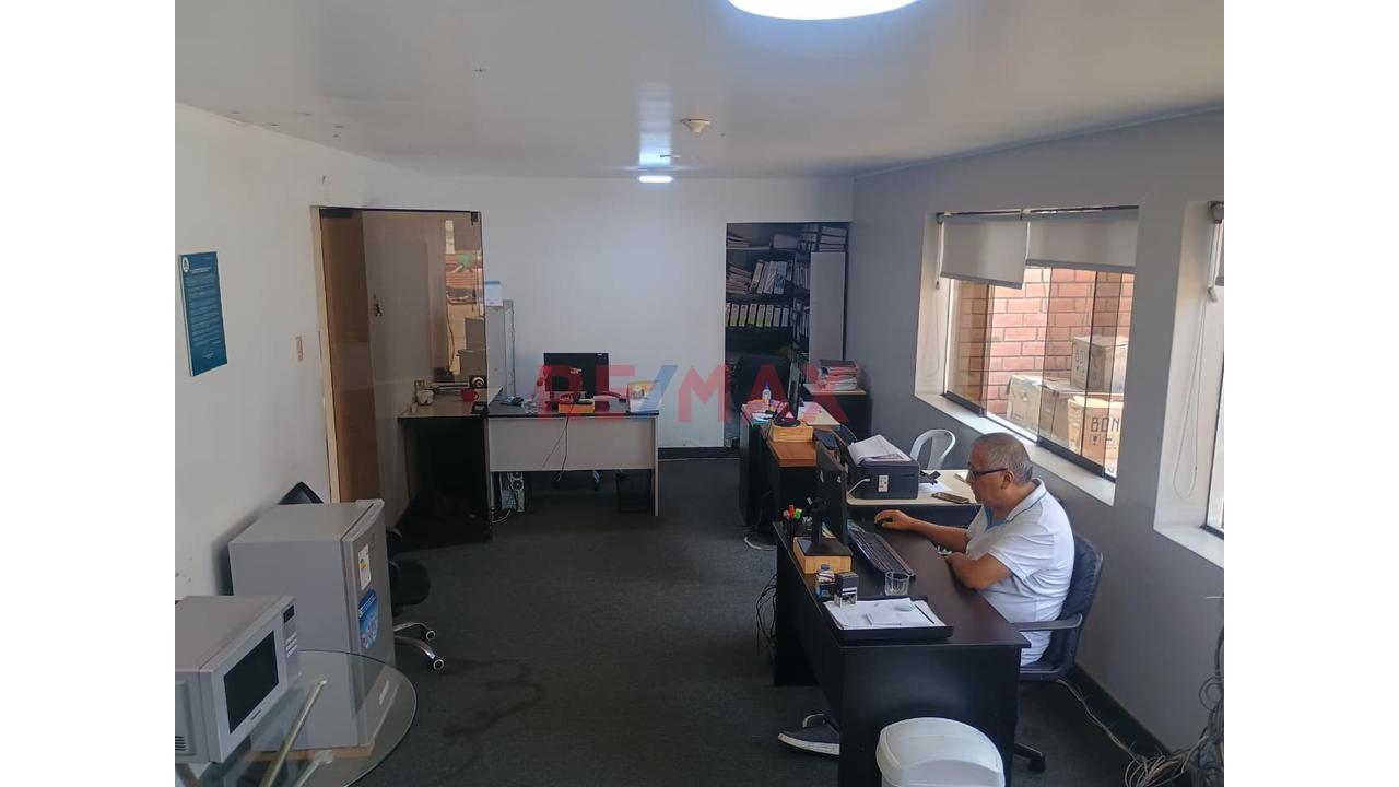 Venta Local Comercial En Callao Ideal Para Almacen Y Oficinas - 18