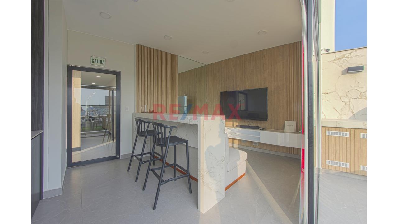 Vive Cerca Del Mar En Un Increíble Edificio — foto 5
