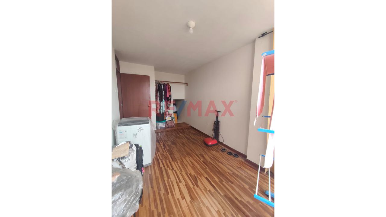 ***Oportunidad *** Venta Departamento En La Perla Callao En 3Er Piso + Azotea ***222M2 — foto 12