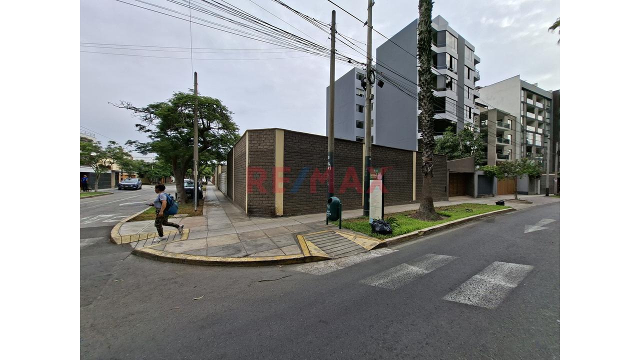 Venta De Terreno En Corpac – San Isidro - 6