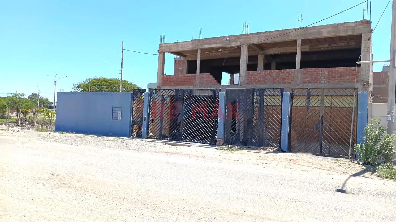 Excelente Terreno En Venta En La Exclusiva Urb. Villa Del Norte - Con Doble Frente - Accesos Independientes - 9