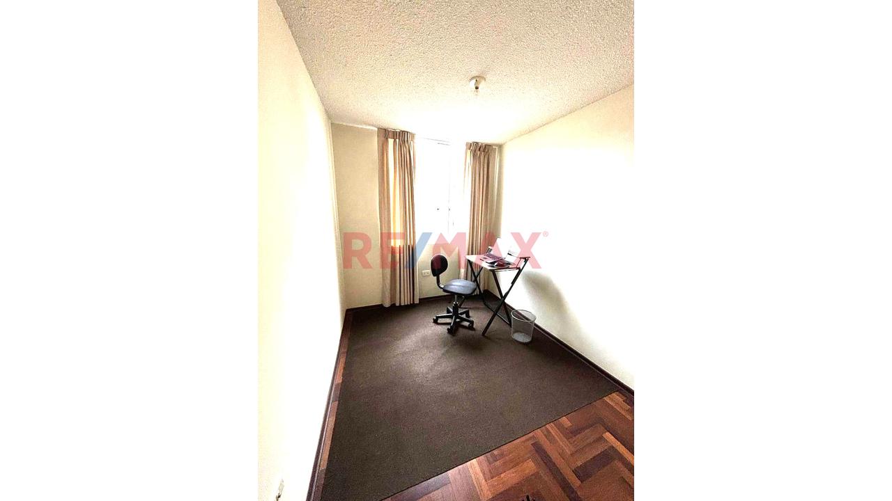 Amplio Departamento En Chorrillos En Condominio Lindas Areas Sociales — foto 14