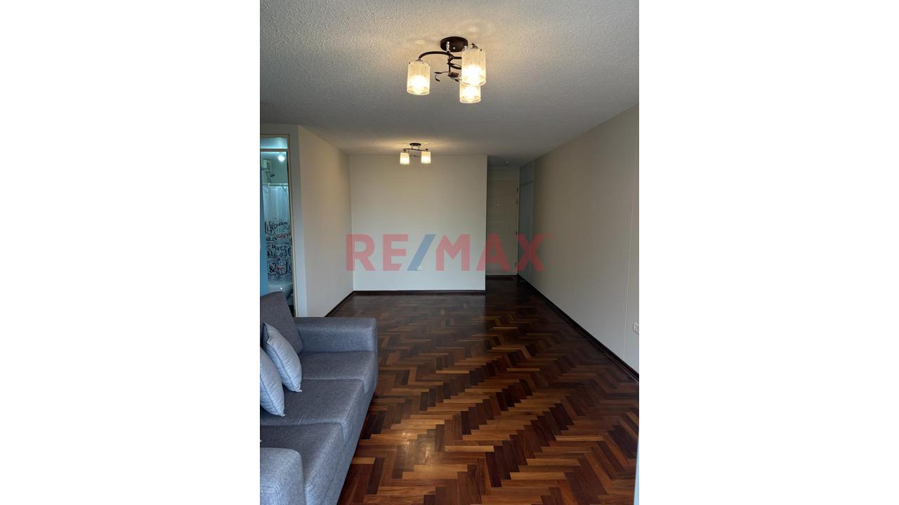 Amplio Departamento En Chorrillos En Condominio Lindas Areas Sociales — foto 3