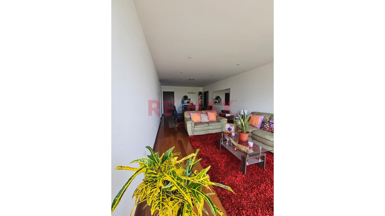 🏡 Venta Flat En San Isidro: 3 Dormitorios Con Baño Privado, 3 Estacionamientos Y 1 Depósito. — foto 2
