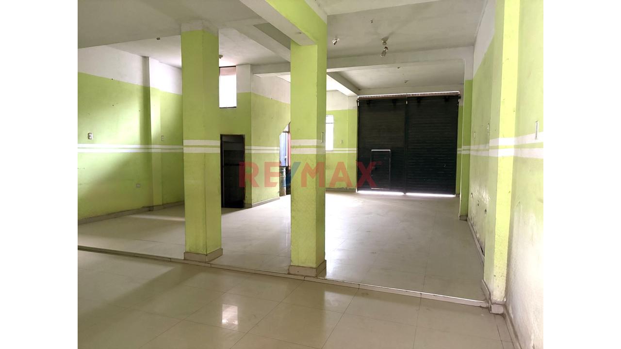 Casa Comercial Cerca Mercado La Hermelinda - 4
