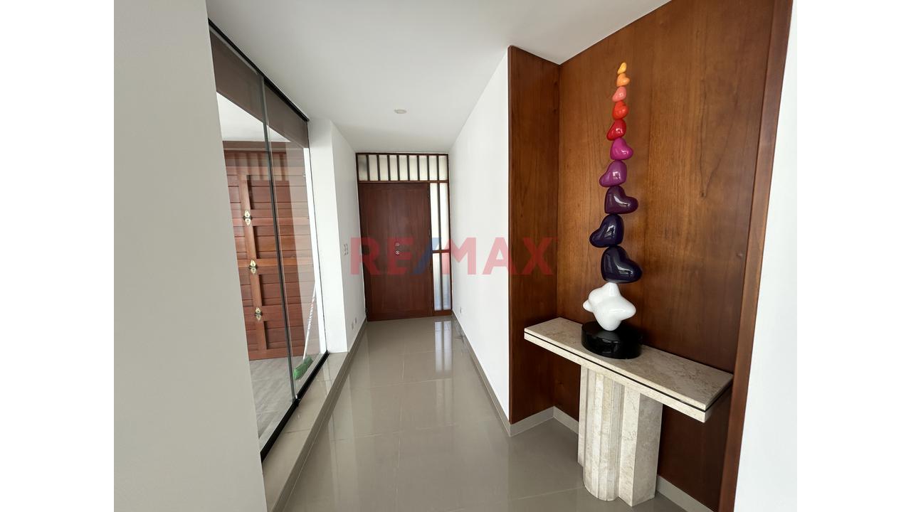 Linda Casa Frente A Parque - 3