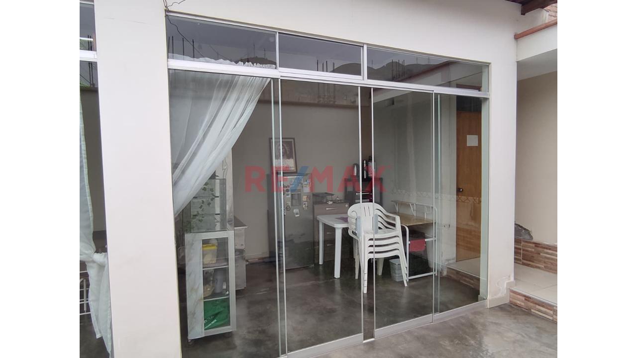 Casa En Venta En Zona Segura De Carapongo - Lurigancho 🏡 — foto 13