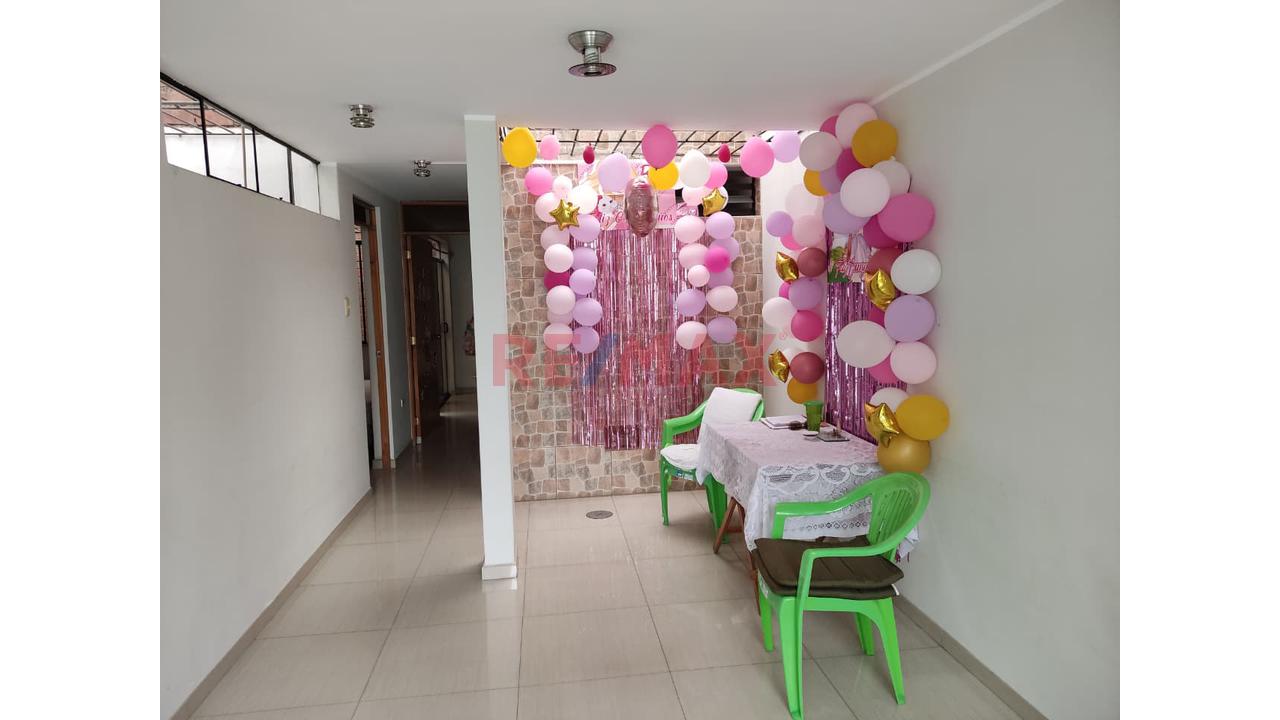 Casa En Venta En Zona Segura De Carapongo - Lurigancho 🏡 — foto 11