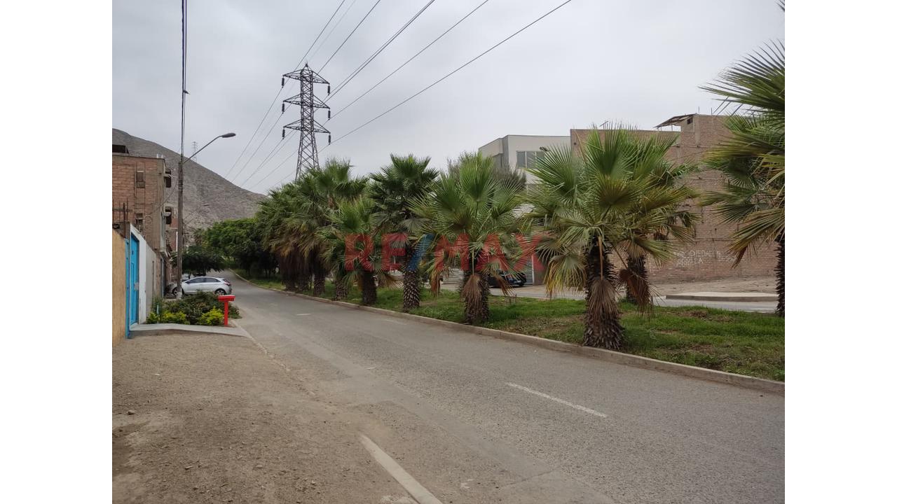 Casa En Venta En Zona Segura De Carapongo - Lurigancho 🏡 - 19