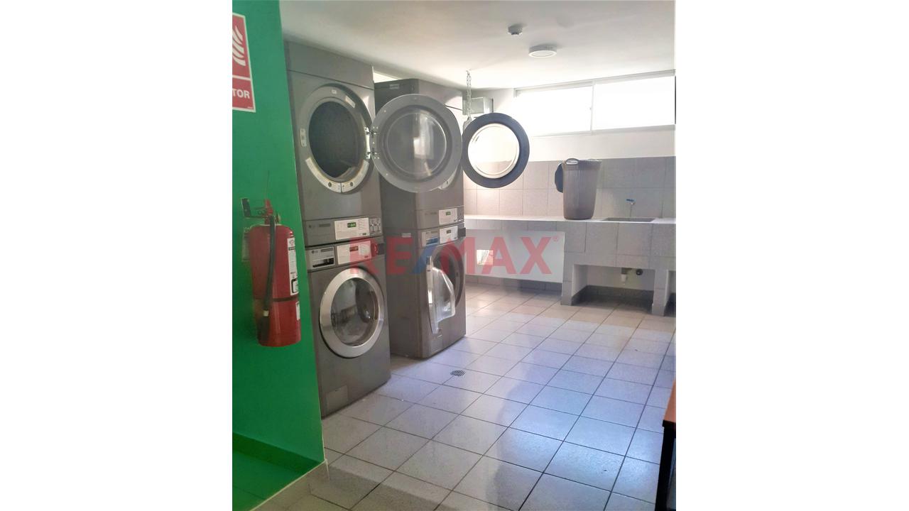 Lindo Dpto.En Venta Con Cochera En Urb. La Campiña-Chorrillos — foto 11