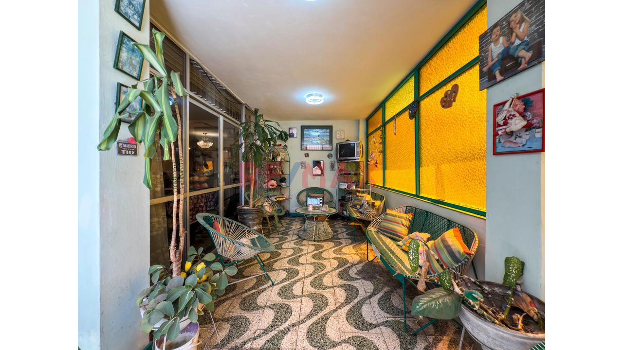 Venta De Casa De Tres Pisosde 247.88 M² En Pueblo Libre Con Cochera - 4