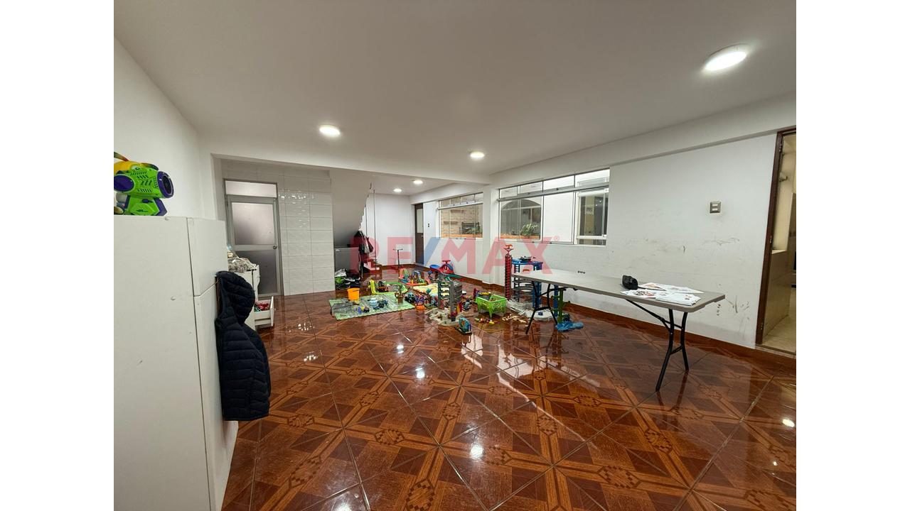 ¡Venta! Casa - El Tupac- Chorrillos - 8