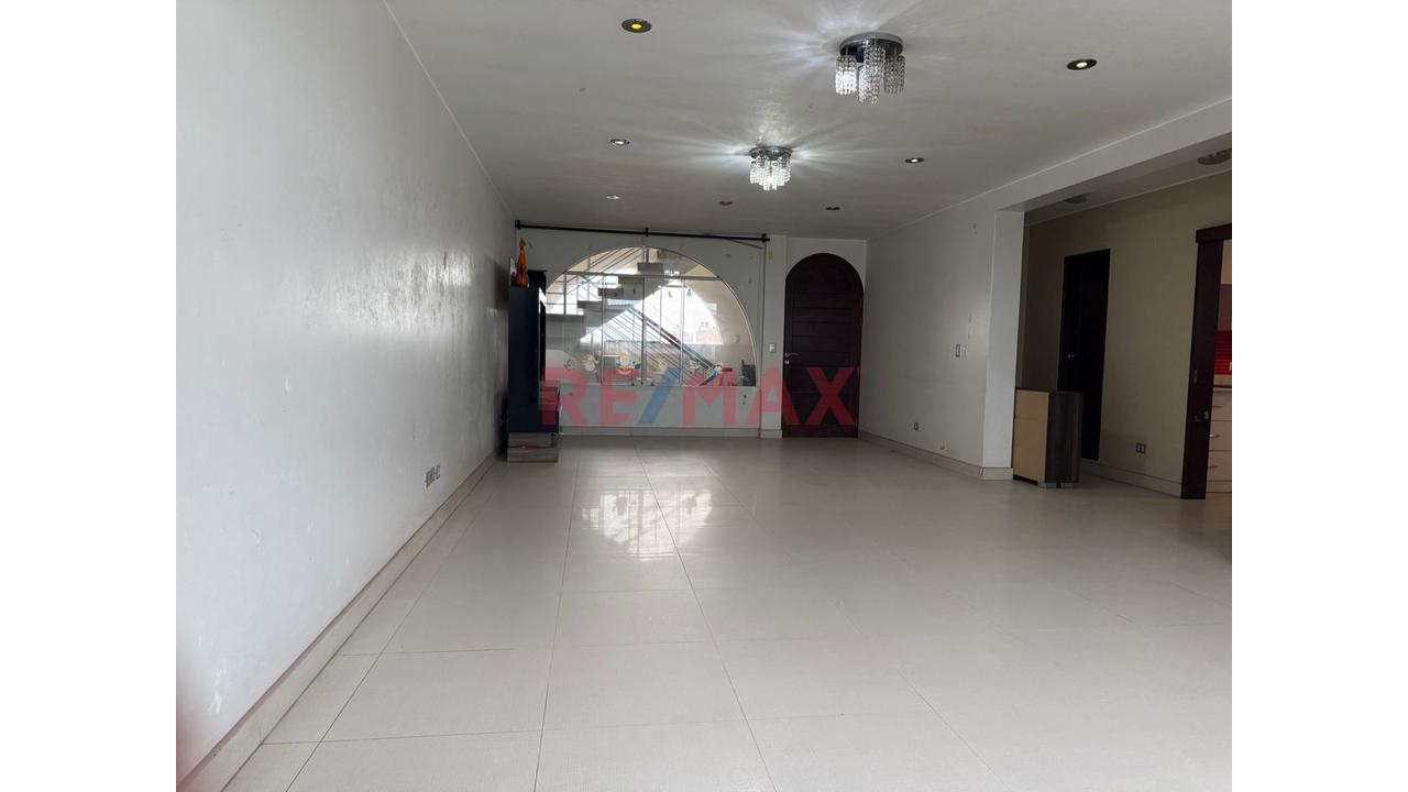 ¡Venta! Casa - El Tupac- Chorrillos - 11