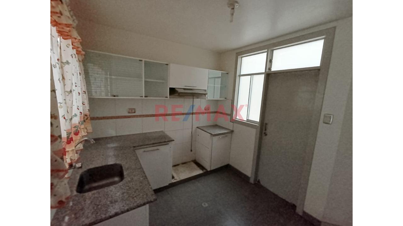 🔰Depa En Venta 📌Sta Maria Del Pinar 🎯Calle Las Diamelas Mz. E #21 ✅Primer Piso ➕Cochera 🚗 — foto 5